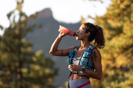 trail-runner-drinking